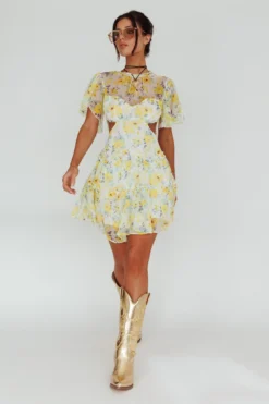 Tres Chic Flutter Sleeve Cut-Out Dress Floral Yellow -Cheap Dress Store 63395J04 20YELLOW 2