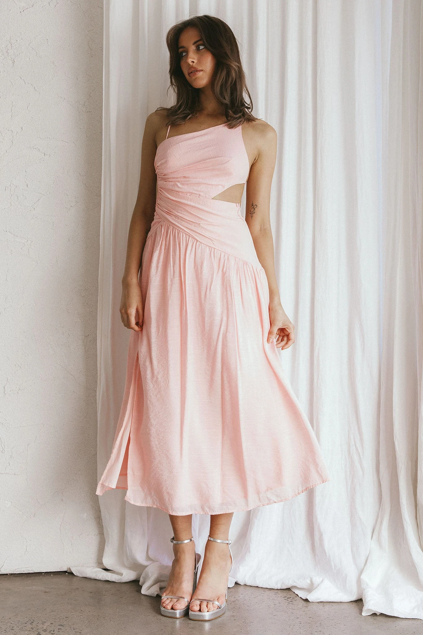 Destination Open Back Midi Dress Blush 5 Destination Open Back Midi Dress Blush - Image 5