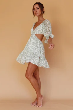 Fancy Free Puff Sleeve Cut-Out Dress Floral Green -Cheap Dress Store CM1112B02 20GREEN 2