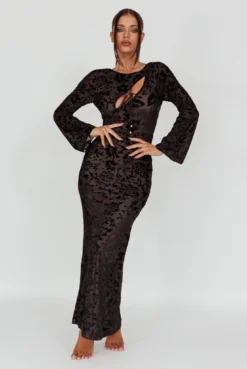 Novalie Long Sleeve Velvet Print Midi Dress Black -Cheap Dress Store CM6020D 20BLACK 2