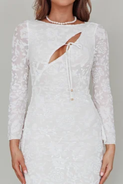 Novalie Long Sleeve Velvet Print Midi Dress White -Cheap Dress Store CM6020D 20WHITE 4