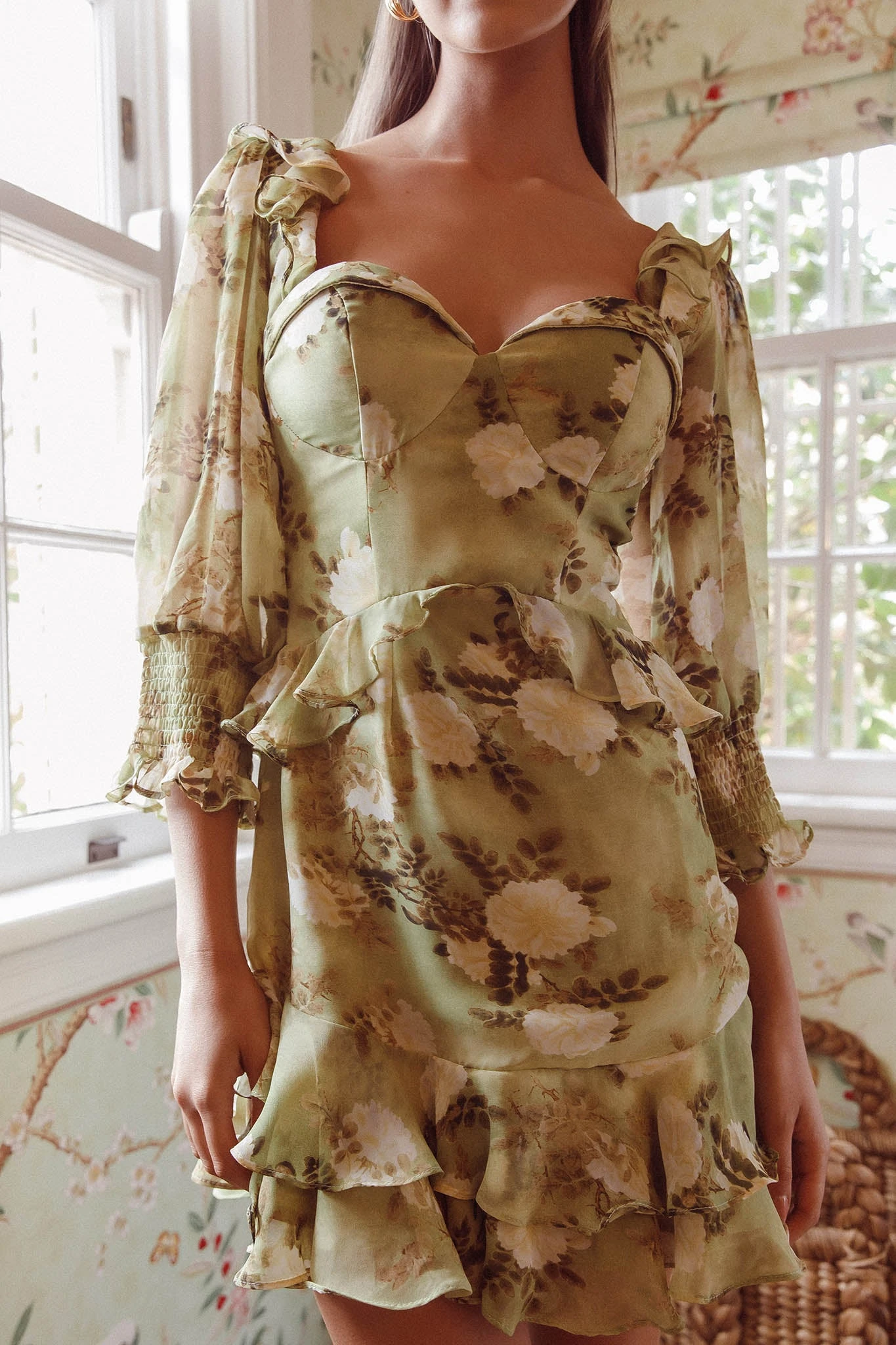 Desiree 3/4 Sleeve Sweetheart Neckline Frill Dress Floral Green 4 Desiree 3/4 Sleeve Sweetheart Neckline Frill Dress Floral Green - Image 4